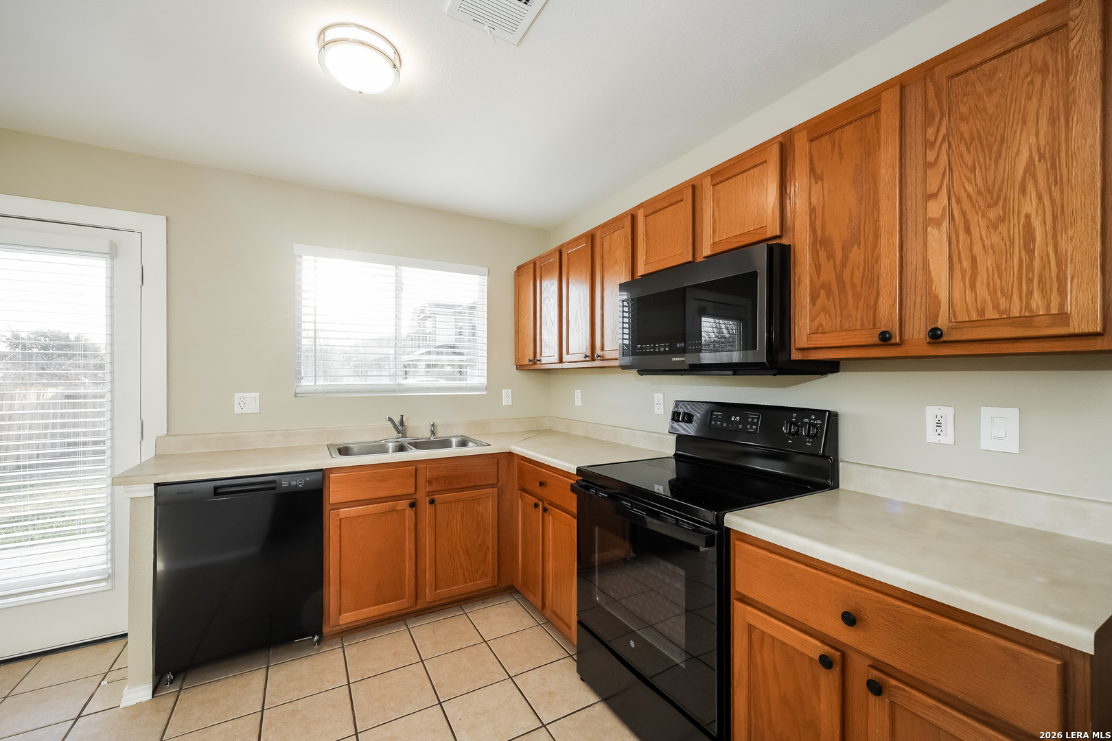122 Blue Juniper San Antonio TX 78253