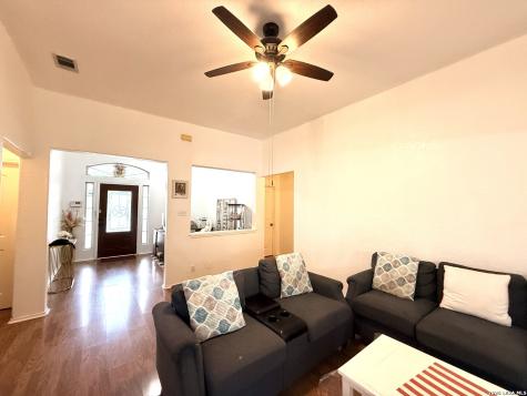 4715 Juniper Farm San Antonio TX 78244