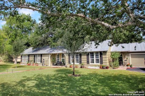 1010 Houston Street George West TX 78022