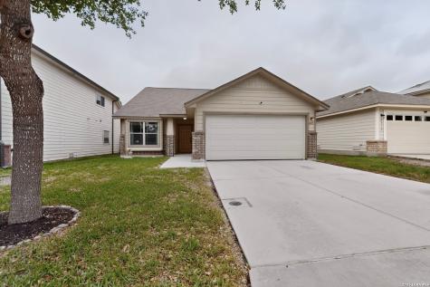 4815 Badland Beacon Converse TX 78109