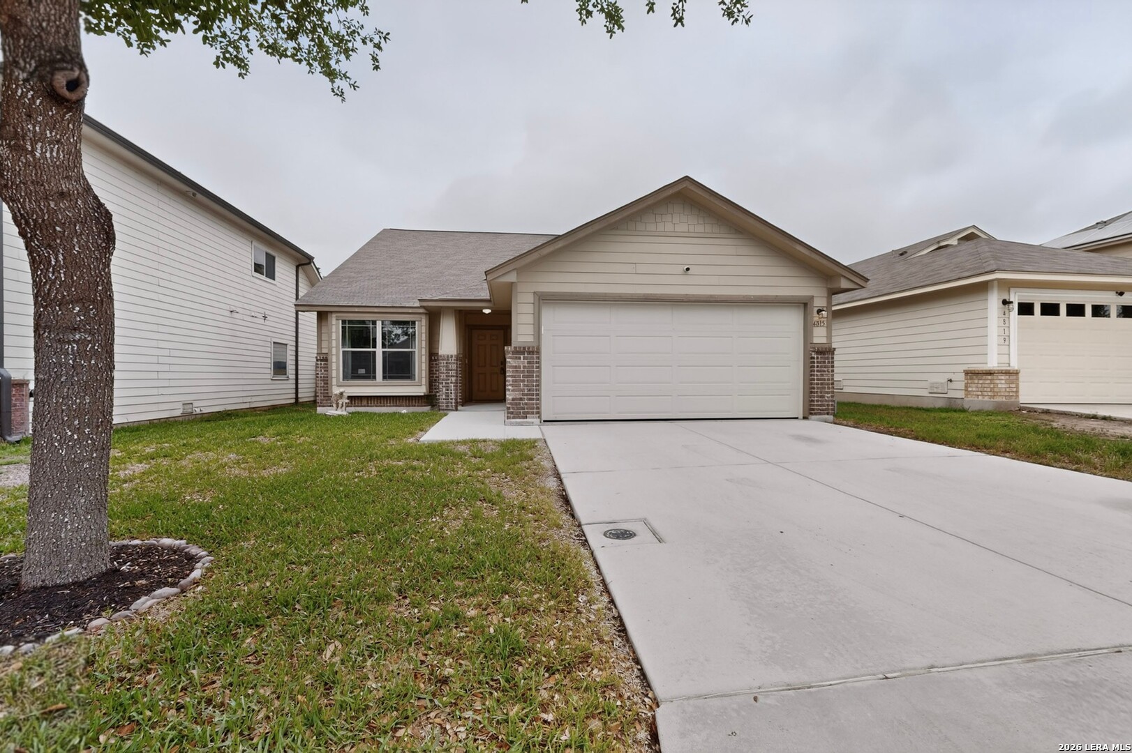 4815 Badland Beacon Converse TX 78109