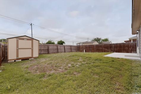 4815 Badland Beacon Converse TX 78109
