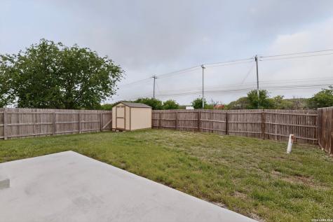 4815 Badland Beacon Converse TX 78109
