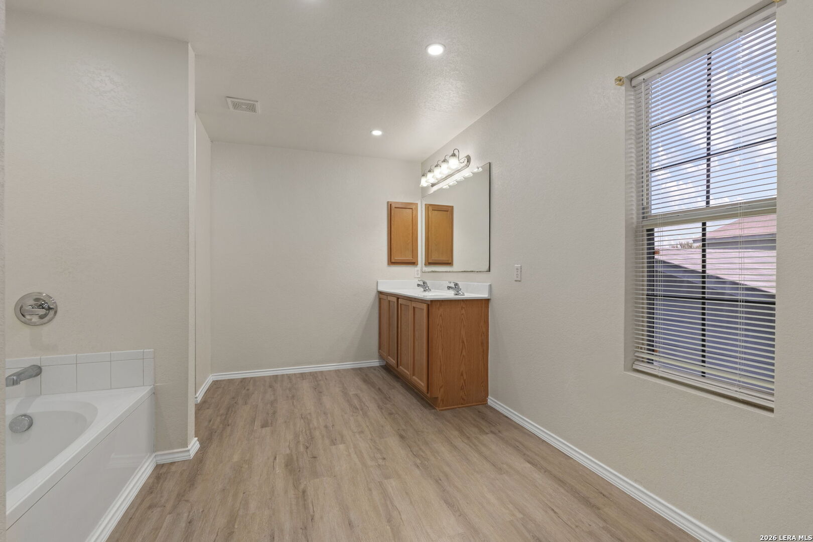 6011 Plumbago San Antonio TX 78218