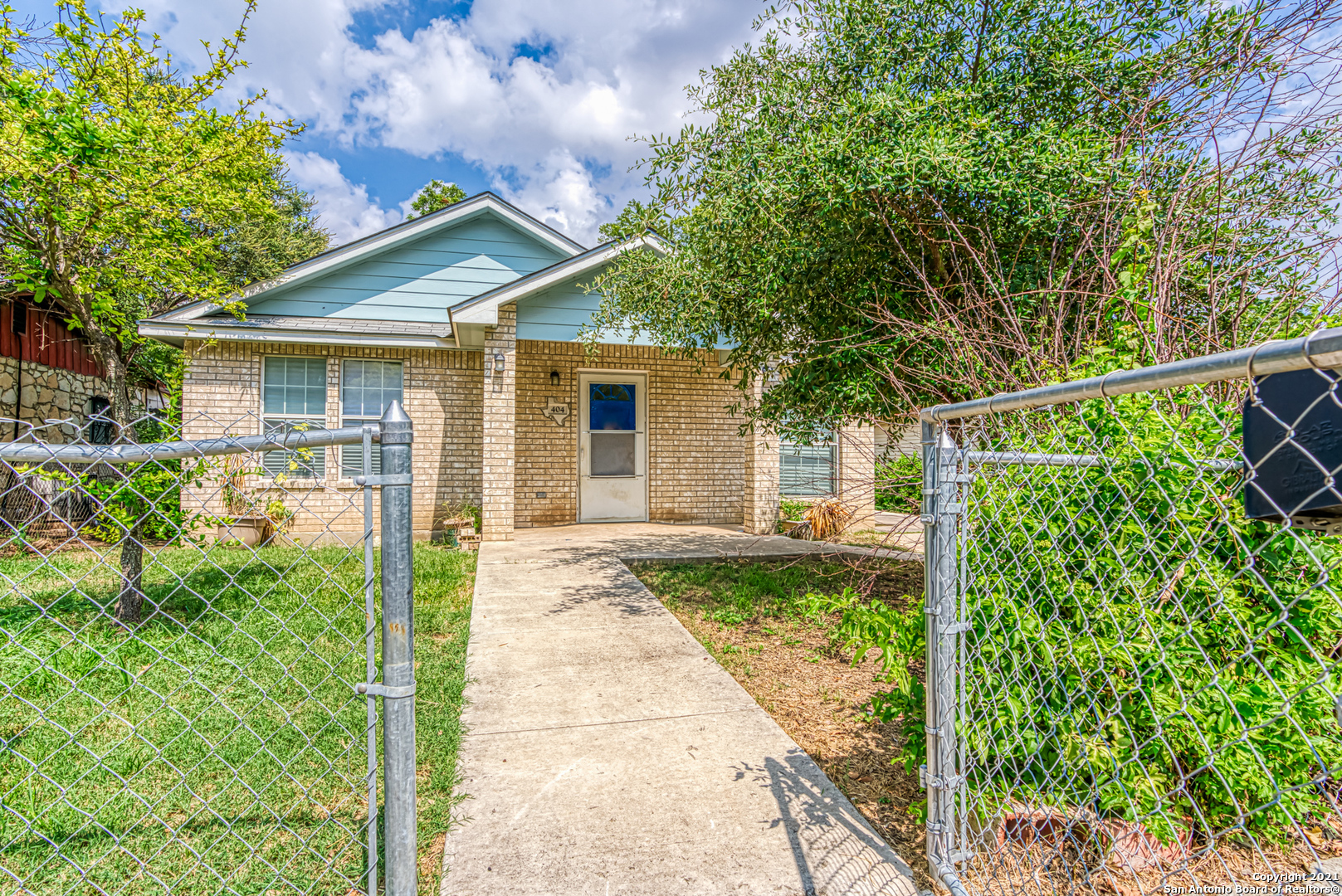 404 S San Bernardo Avenue San Antonio TX 78237