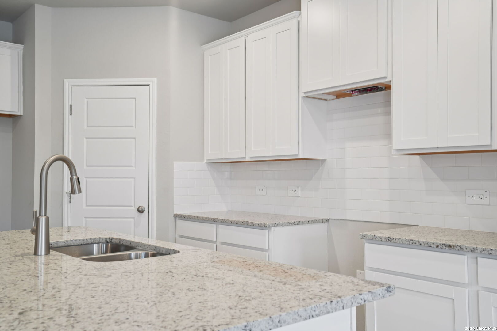 10208 King Robert San Antonio TX 78239