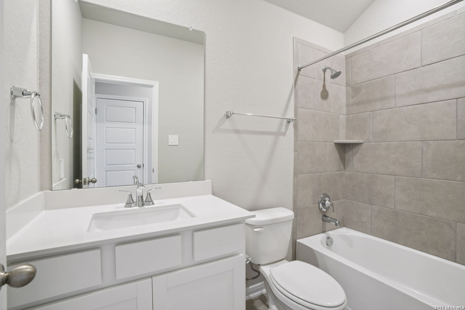 10208 King Robert San Antonio TX 78239