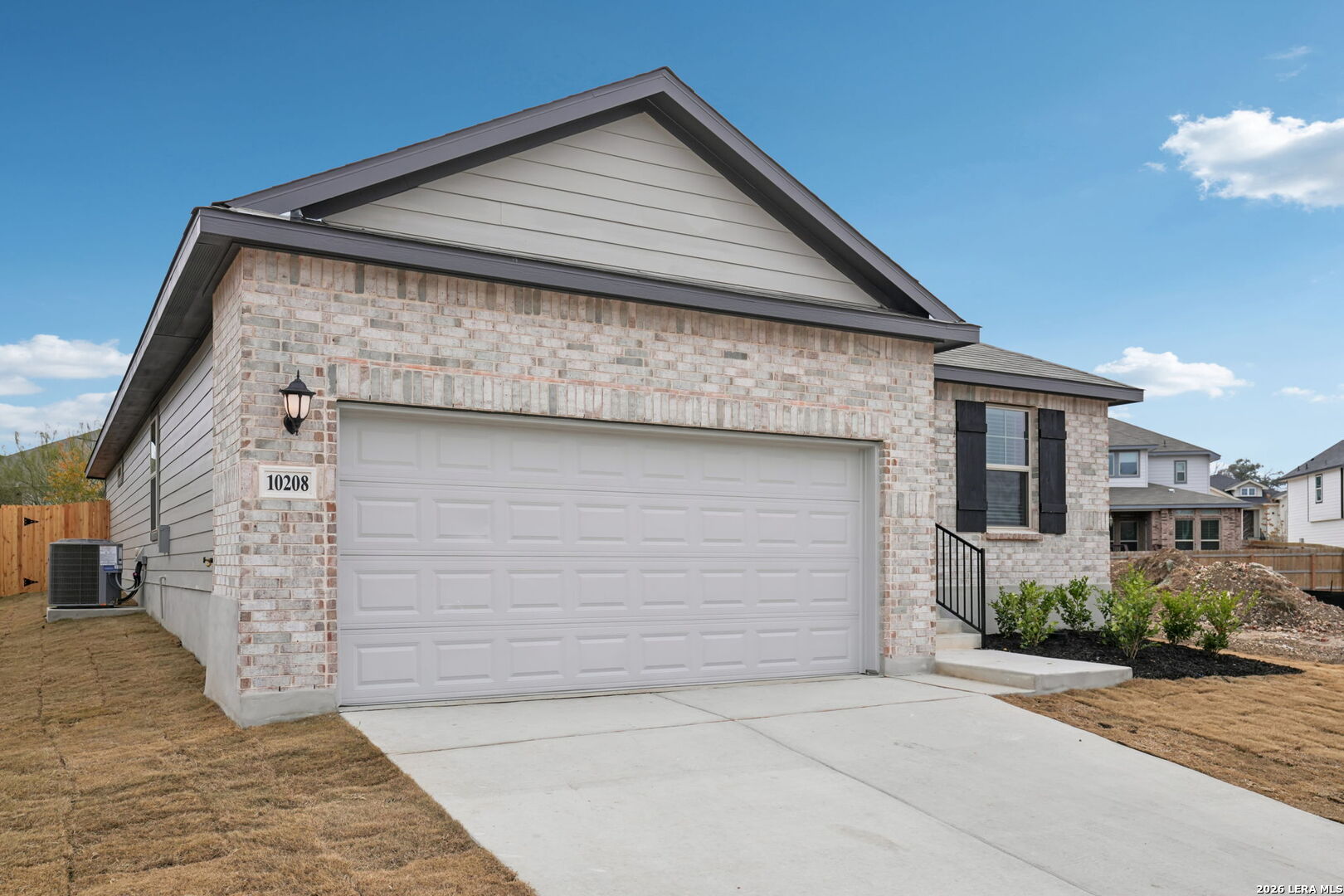 10208 King Robert San Antonio TX 78239