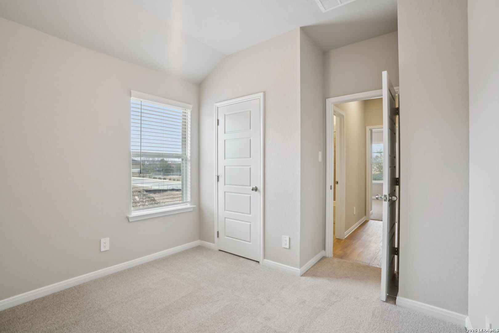 10208 King Robert San Antonio TX 78239