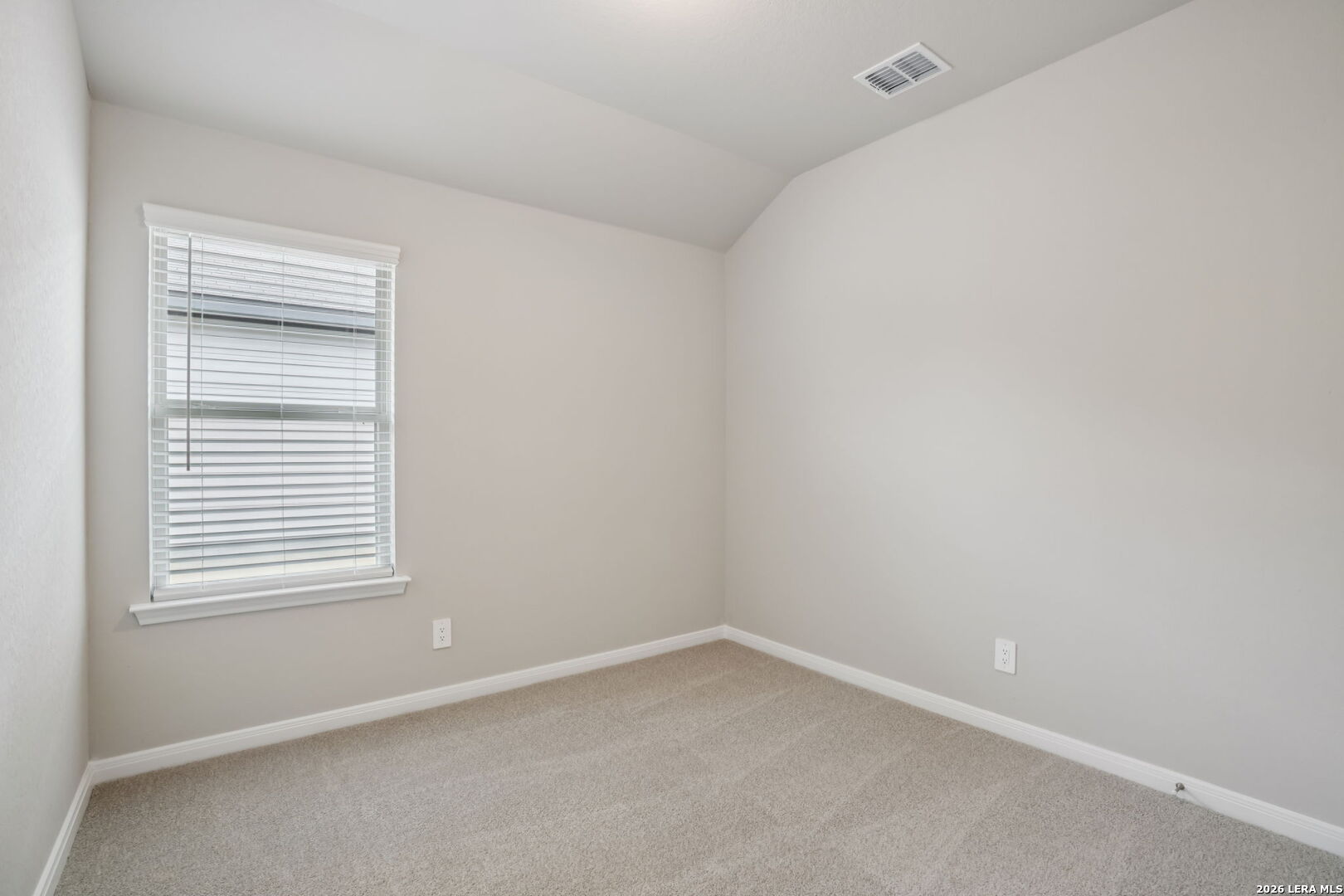 10208 King Robert San Antonio TX 78239