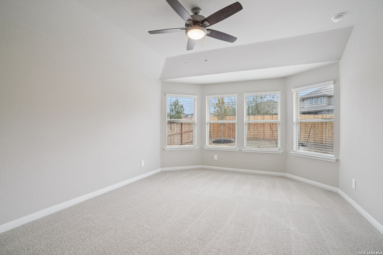 10208 King Robert San Antonio TX 78239