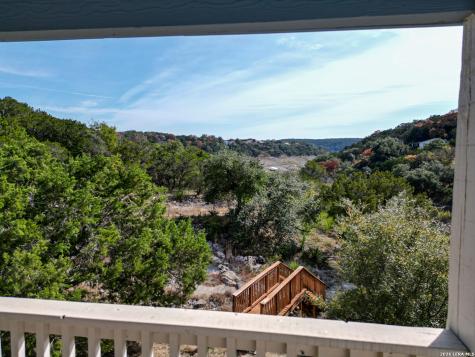 282 Hill Top Lane Lakehills TX 78063