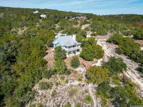 282 Hill Top Lane Lakehills TX 78063