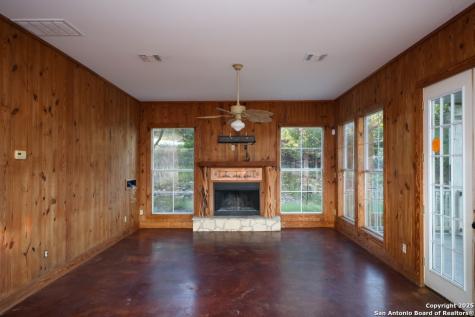282 Hill Top Lane Lakehills TX 78063