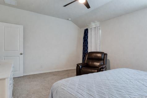 5615 Chase Falls San Antonio TX 78266