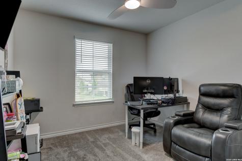 5615 Chase Falls San Antonio TX 78266