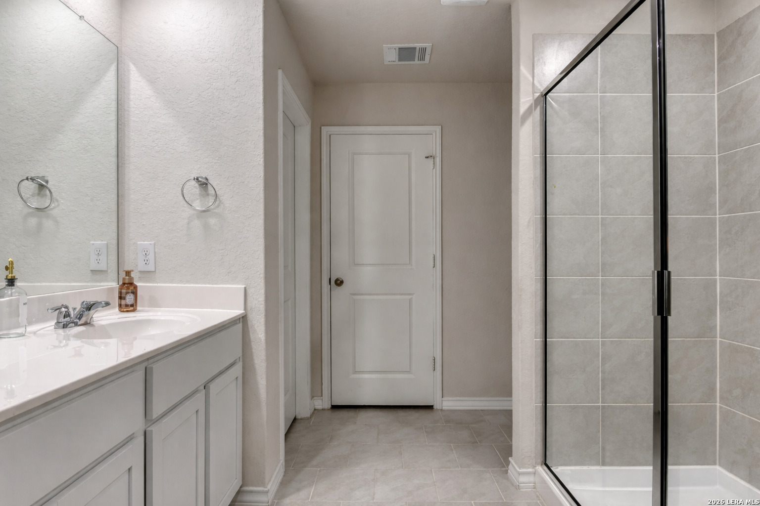 5615 Chase Falls San Antonio TX 78266