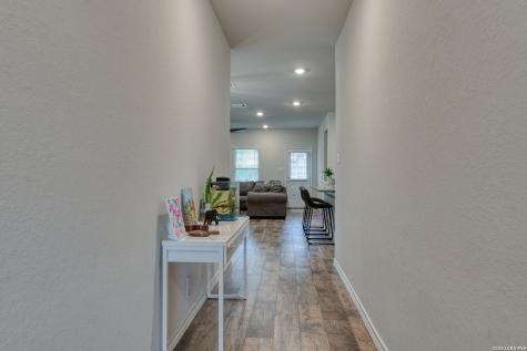 5615 Chase Falls San Antonio TX 78266