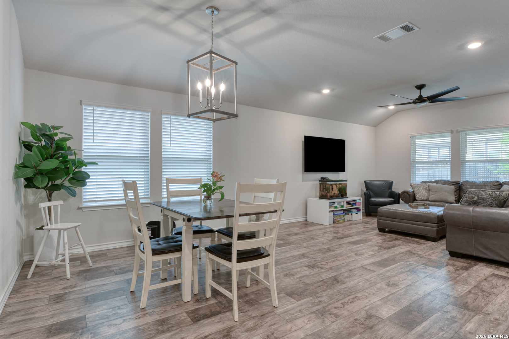 5615 Chase Falls San Antonio TX 78266