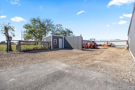 6653 Fm 539 Floresville TX 78114