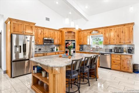 6653 Fm 539 Floresville TX 78114