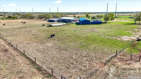6653 Fm 539 Floresville TX 78114