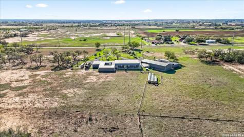 6653 Fm 539 Floresville TX 78114