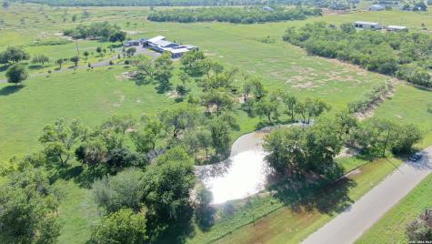 6653 Fm 539 Floresville TX 78114