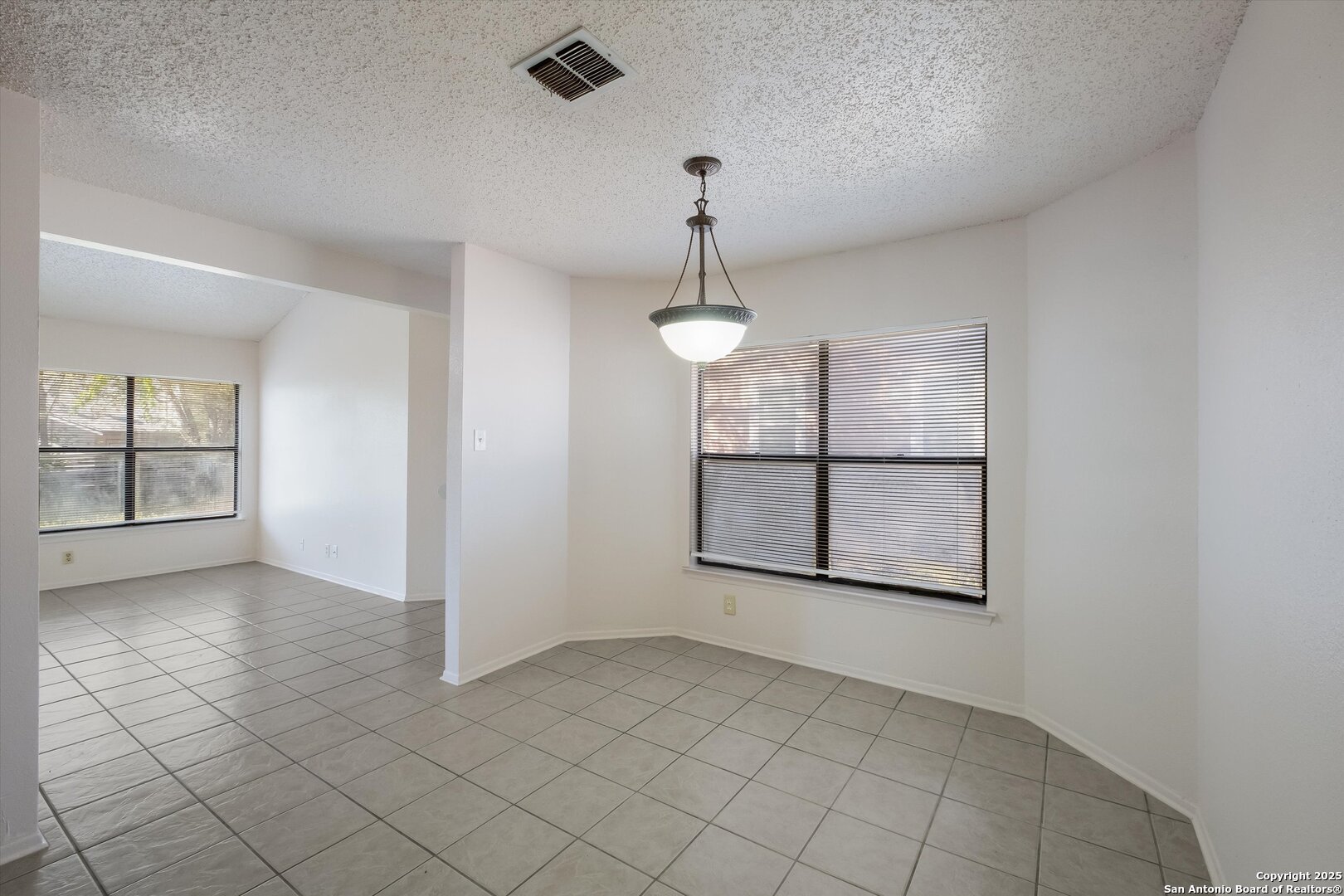 5111 Anacacho San Antonio TX 78217