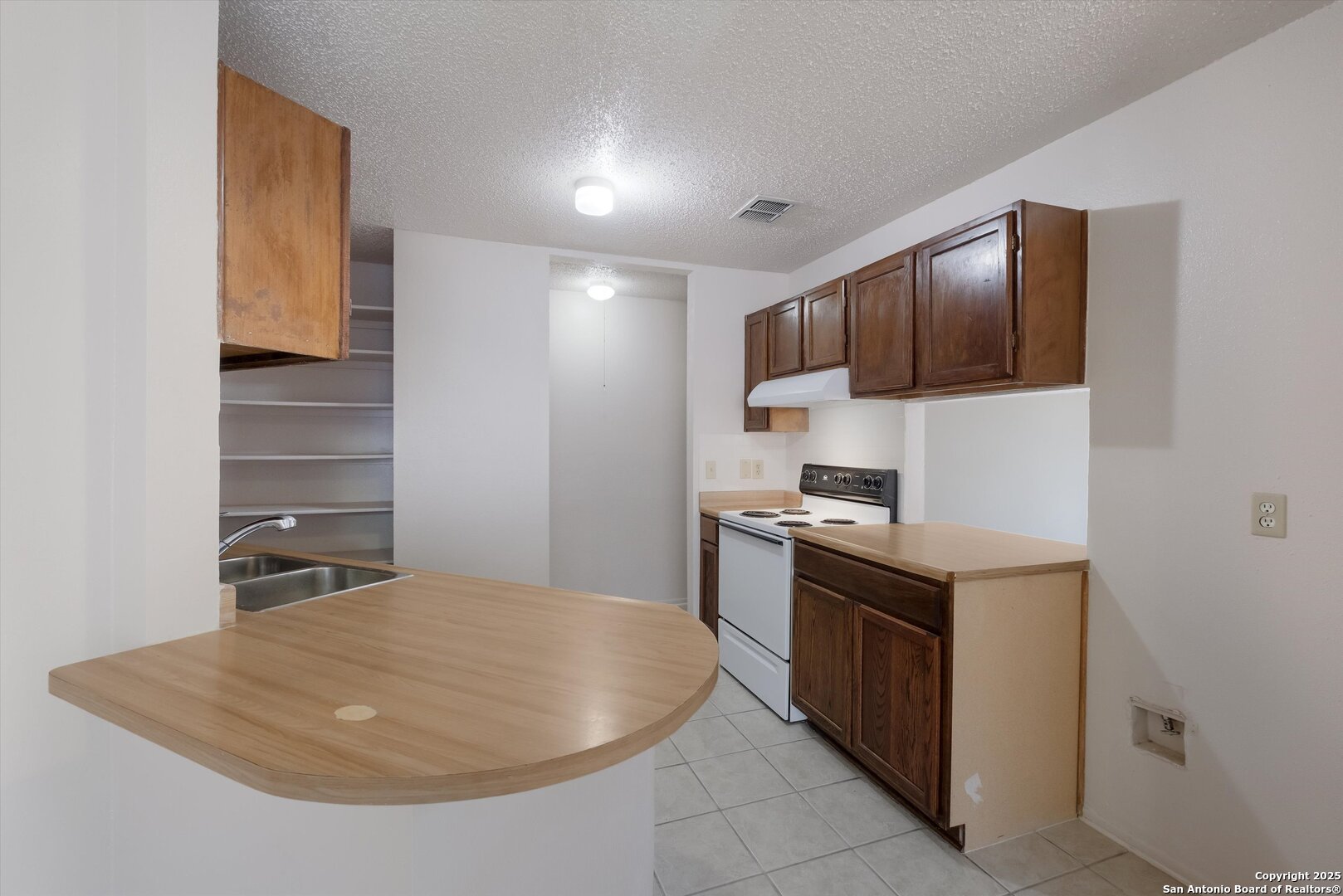 5111 Anacacho San Antonio TX 78217