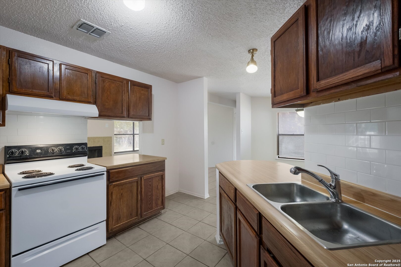 5111 Anacacho San Antonio TX 78217