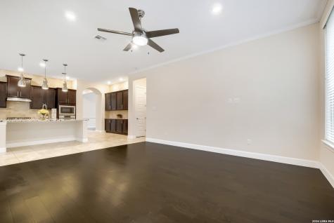 10522 Far Reaches Lane Helotes TX 78023