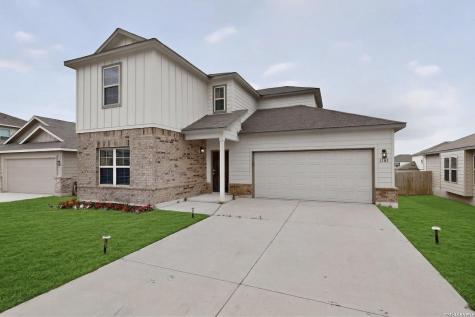 1141 Amber Lake Seguin TX 78155