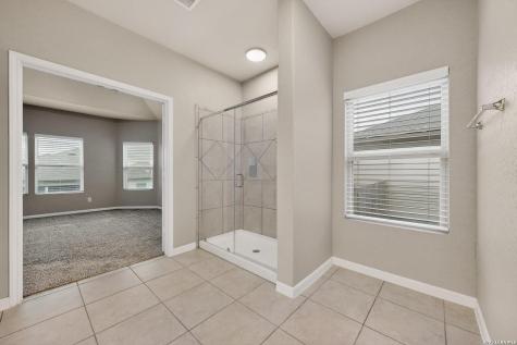 1141 Amber Lake Seguin TX 78155