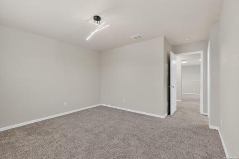 1141 Amber Lake Seguin TX 78155