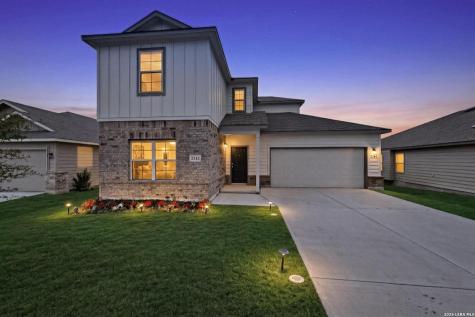 1141 Amber Lake Seguin TX 78155