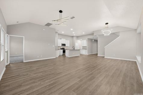 1141 Amber Lake Seguin TX 78155