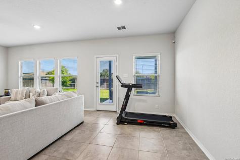 7602 Wallaby Isle San Antonio TX 78253