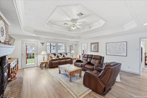 6034 Hidden Meadows Drive Orange TX 77632