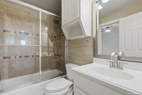 17842 Salado Draw San Antonio TX 78258