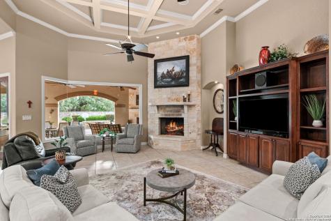 208 Cascade Caverns Boerne TX 78015