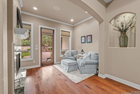 208 Cascade Caverns Boerne TX 78015