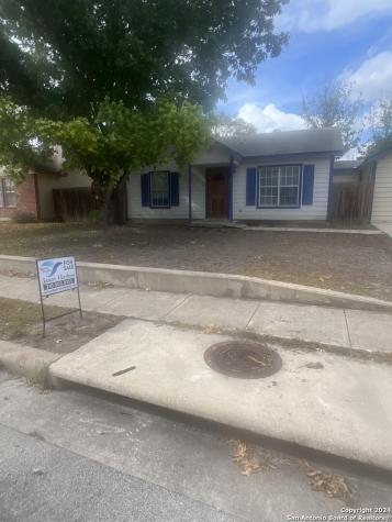 2215 Calle Estrella San Antonio TX 78226