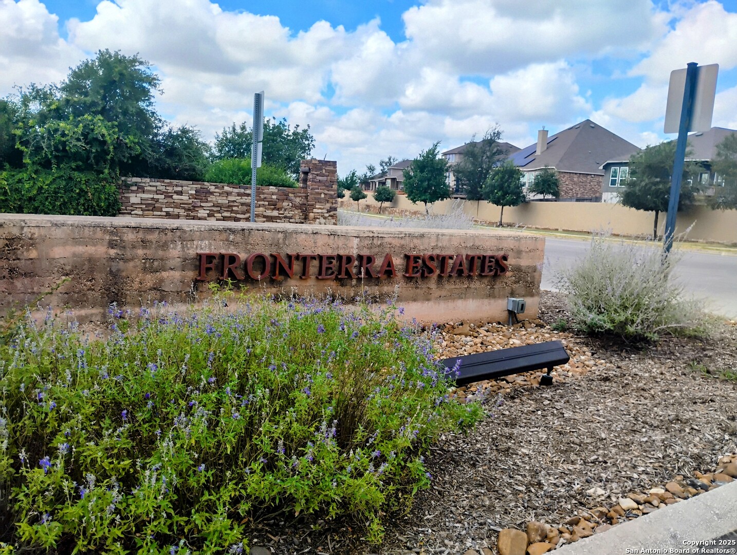 2042 Buckner Pass San Antonio TX 78253