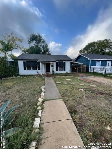 1012 W Lullwood Avenue San Antonio TX 78201