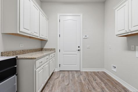 22714 Reposo San Antonio TX 78261