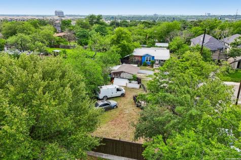 8101 & 8103 Janda Susan Road San Antonio TX 78209