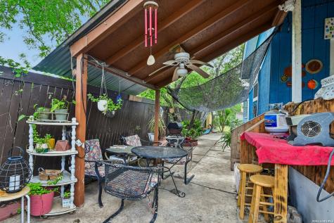 8101 & 8103 Janda Susan Road San Antonio TX 78209