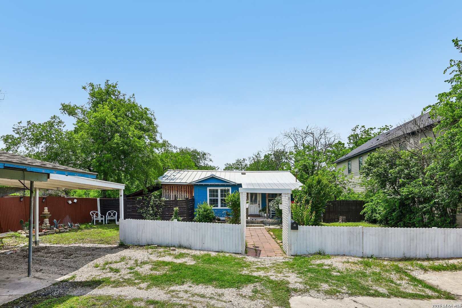 8101 & 8103 Janda Susan Road San Antonio TX 78209