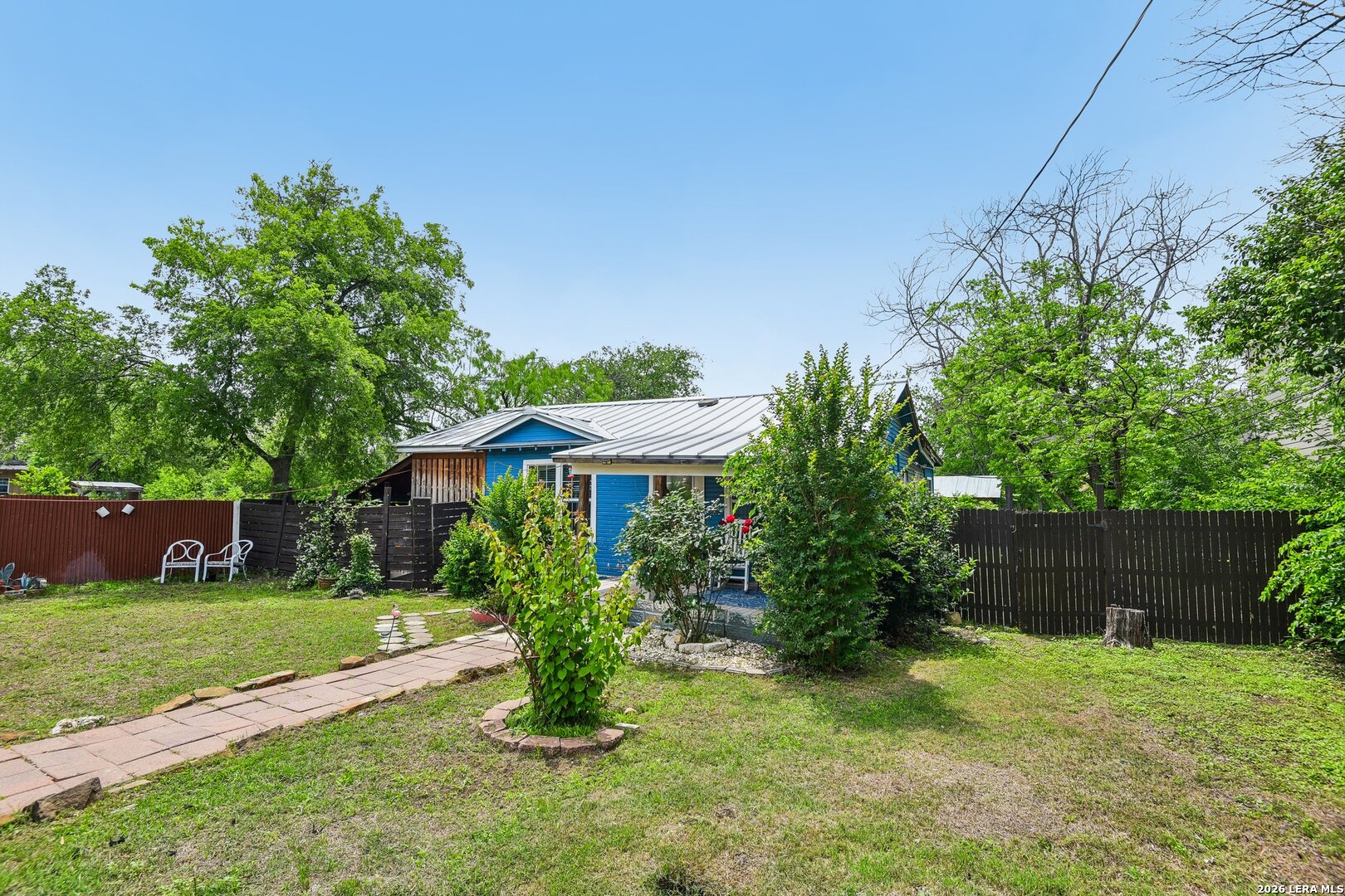 8101 & 8103 Janda Susan Road San Antonio TX 78209